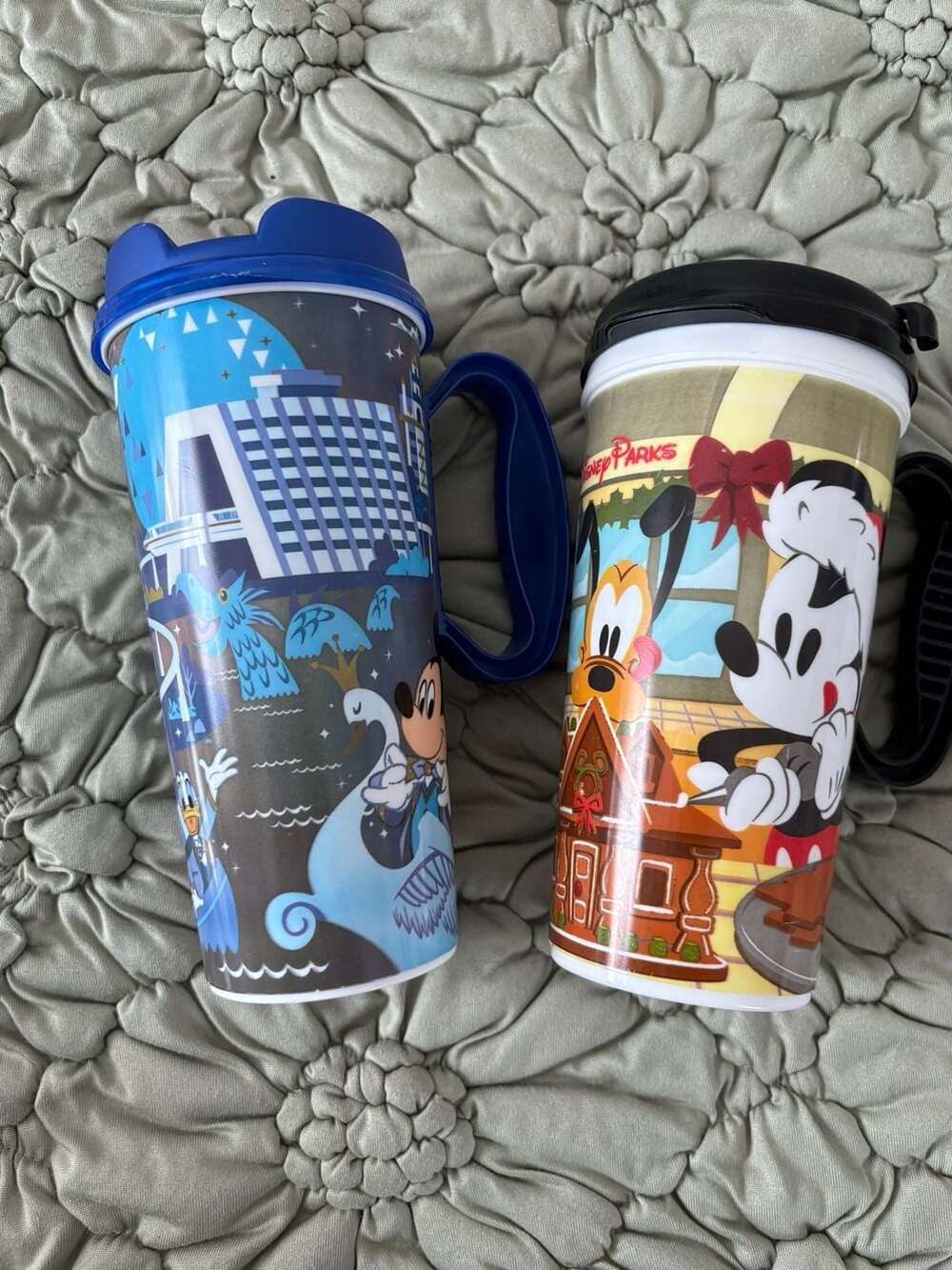 Disney Parks Mickey Mouse Minnie Mouse Holiday Travel Mug Set